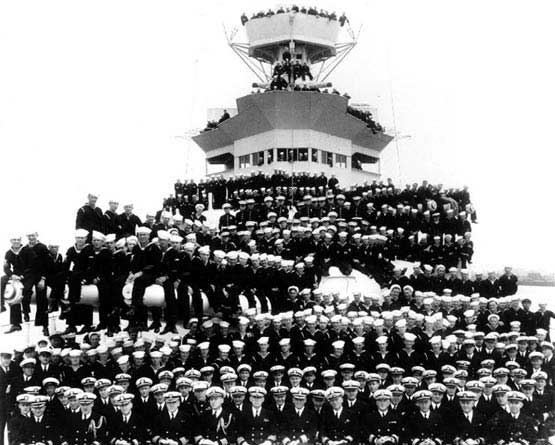 USS INDIANAPOLIS OFFICERS AND CREW