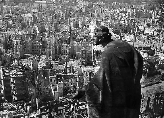 Dresden tras el bombardeo