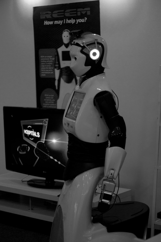 Uno de los androides que circulaban por el Salón del Rob... digo del Cómic
