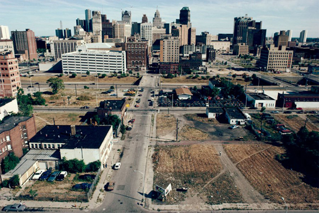 A principios de los 90, el centro de Detroit ya mostraba un aspecto desolador. Hoy está todavía peor.