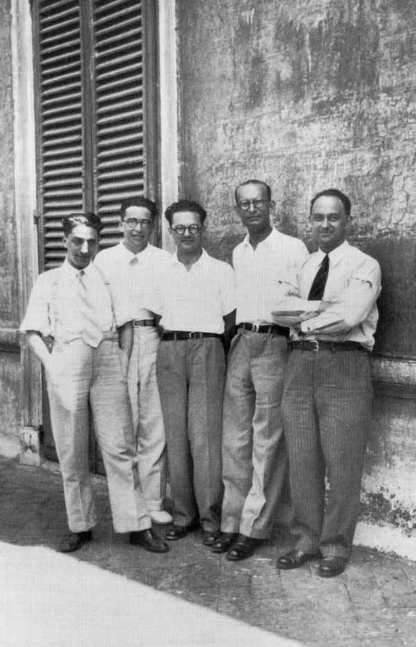 Fermi con sus estudiantes, ”gli ragazzi da Via Panisterna”. Oscar D’Agostino, Emilio Segrè, Edoardo Amaldi y Franco Rasetti.