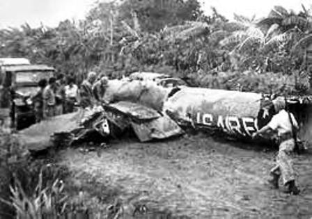 Para disgusto de Kruschev y en lo peor de la crisis, un oficial soviético derribó un avión americano sin su permiso.