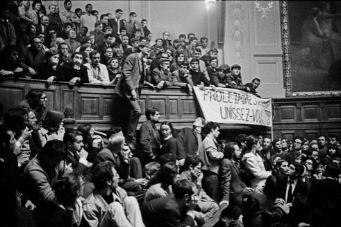 «La revolución divertida»: el sueño de la política adolescente 2 Ocupación de la Sorbona en mayo del 68.