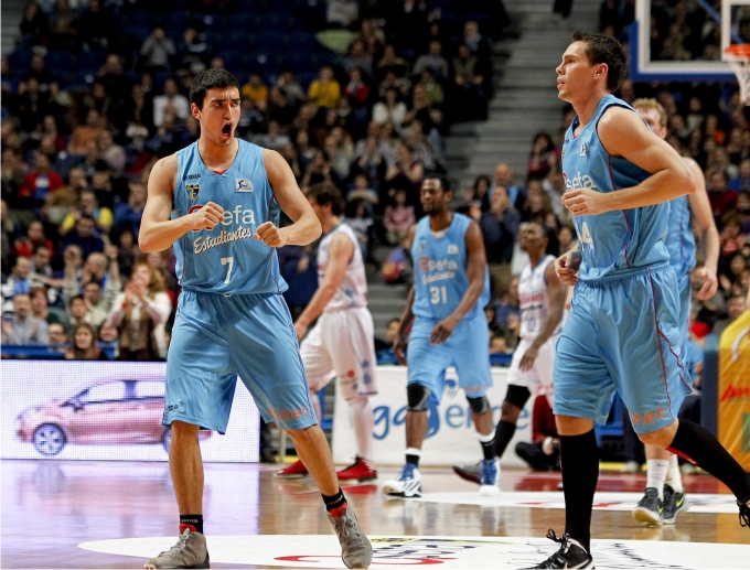 Catorce últimos bailes: las catorce cosas que podríamos ver por última vez en 2014 5 El Estudiantes en un partido de enero de 2013. Foto Javier Lopez Demotix Cordon Press