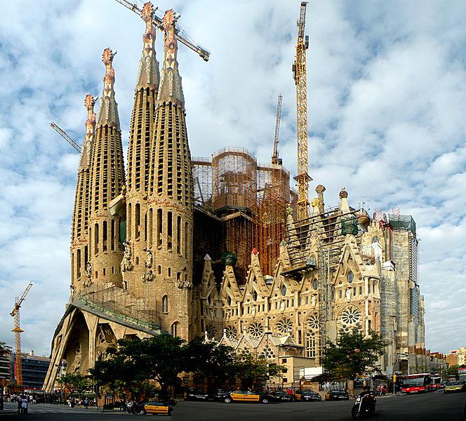 ¿Qué horror arquitectónico español habría que demoler urgentemente? 3 Foto de Vitold Muratov (CC)