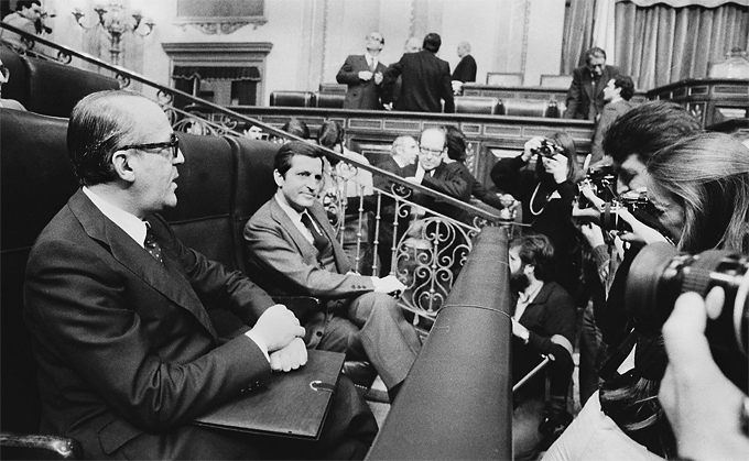 La Transición y el 23F: la eterna nebulosa 2 Adolfo Suarez y Leopoldo Calvo Sotelo en febrero de 1981. Fotografía: Cordon Press.