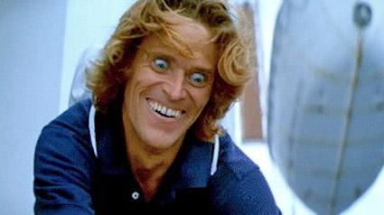 ¿Cuál es la actuación más lamentable que hemos visto en el cine? 11 Dafoe robándole planos a Bullock.