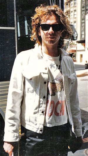 Michael Hutchence en 1986. Foto: Andwhatsnext (CC).