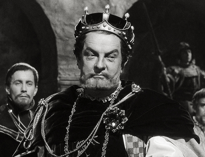 Basil Sydney como Claudius en Hamlet de 1948 (Two Cities Films)