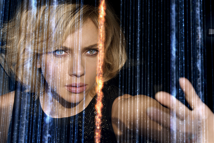 Lucy, Siri, Her, Scarlett 1 Escena de Lucy. Imagen: EuropaCorp / TF1 Films Production / Universal Pictures.