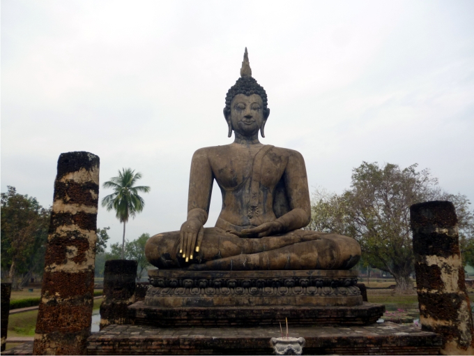 Buda, a punto de alcanzar la iluminación en Sukhothai. Foto: Ernesto Filardi.