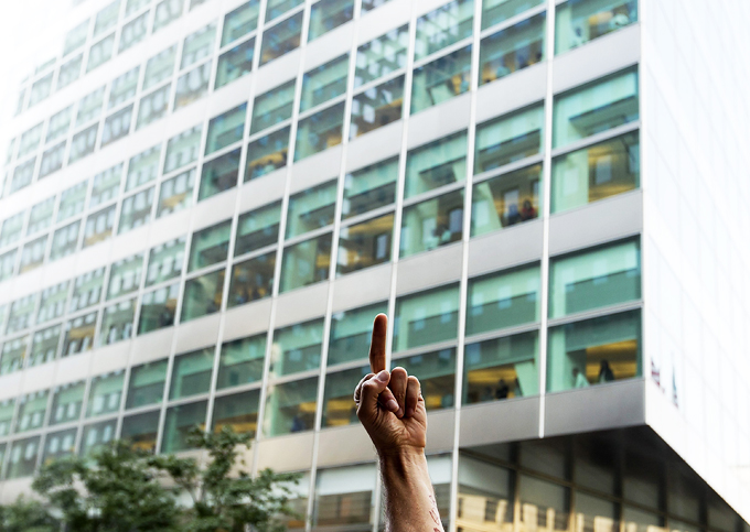 Capitalismo indignado: ¿Sirven las empresas para hacer la revolución? 1 LJJ027 USA OCCUPY 0917 11