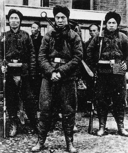 Los japoneses, los chinos y el demonio blanco 2 Soldados bóxers (DP)