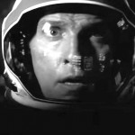 A Spielberg, en la tierra. A Kubrick, en el cielo