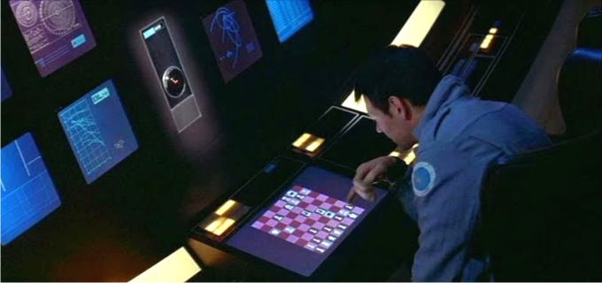 HAL9000 jugando contra el astronauta Frank Pool en 2001. Imagen: 