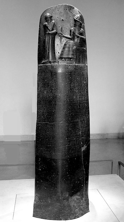 De leyes y epopeyas (Hammurabi y Gilgamesh) 2 Código de Hammurabi, museo del Louvre (DP)