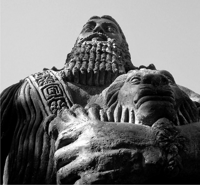 Estatua de Gilgamesh. Foto: Samantha (CC)