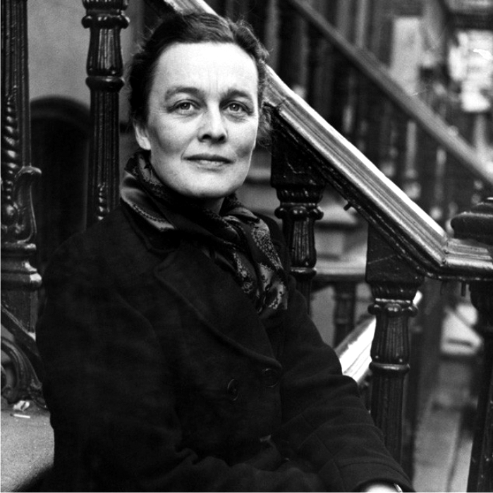 Noticias de Kathleen Raine 1 Kathleen Raine. Foto cortesía de Skoob Books Publishing.