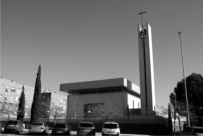 Las treinta y tres iglesias más espeluznantes de Madrid 27 Santa María de la Esperanza. 2002.