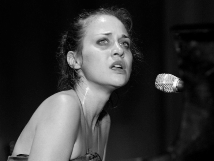 Sesenta versiones memorables de los Beatles 8 Fiona Apple. Foto: Sara Covich (CC)