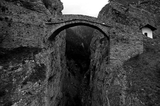 Puente del diablo en Leuk (Suiza). Fotografía: Björn S... (CC)