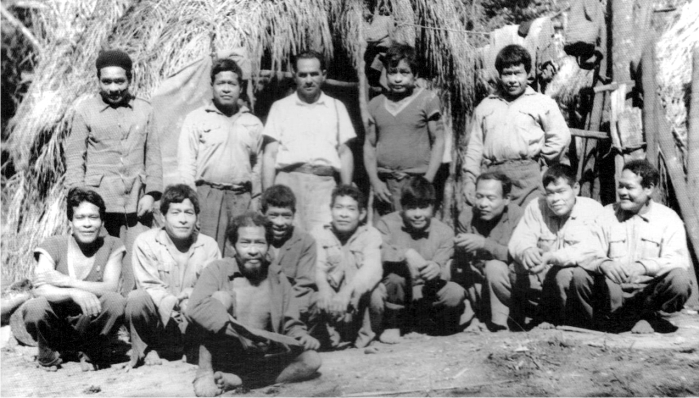 Unas pocas horas con los Aché 6 Achés en los años sesenta-setenta. Foto: Bradnislava Susnik (CC)