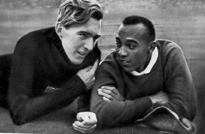 Jesse Owens y Lutz Long. Fotografía: ©TopFoto / Cordon Press  