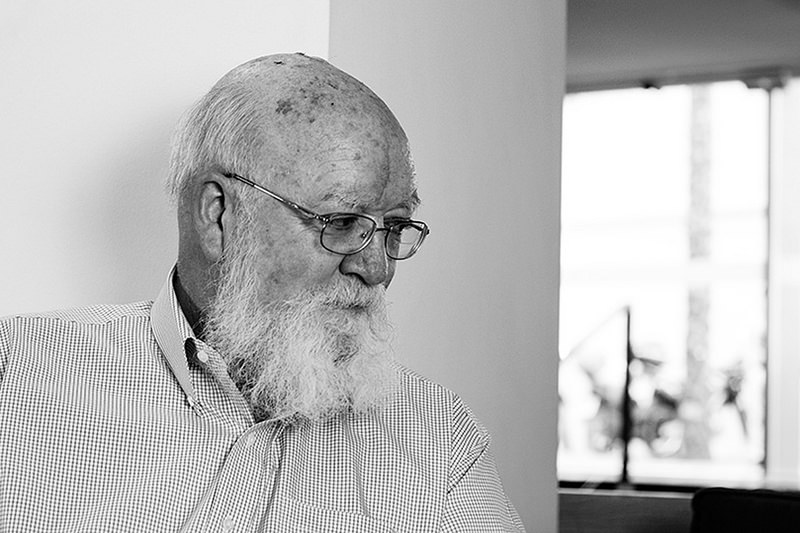 Daniel Dennett para jot down 7