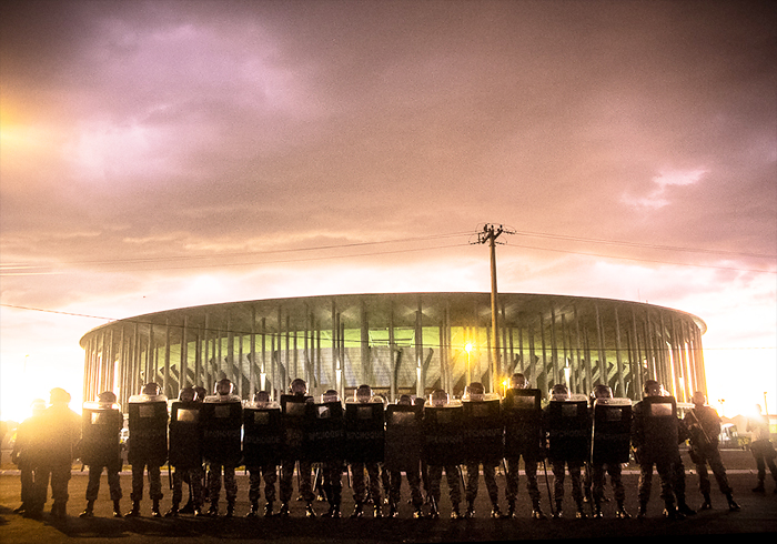 Los elefantes blancos de Brasil 1 Estádio Mané Garrincha Brasilia 2013 Ninja Midia CC