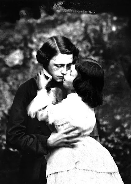 Niños que se desnudaron 5 Lewsi Carroll y Alice Liddell. Foto: DP.