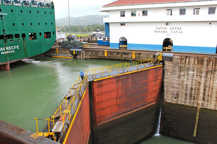 Esclusas de Gatún, en el Canal de Panamá. Foto: Daniestrada01 (CC)