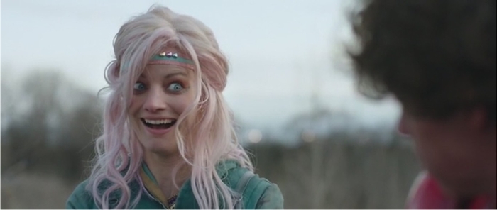 —But you can totally be Turbo Kid, HA! Apple, es imposible no quererla.