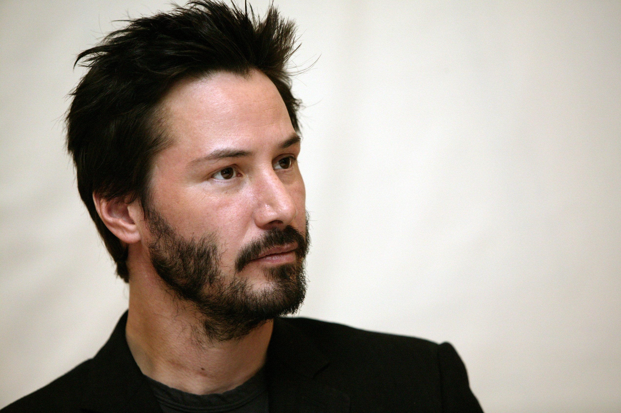 30 Jan 2005 --- Keanu Reeves, Los Angeles, CA. --- Image by © Armando Gallo/Corbis