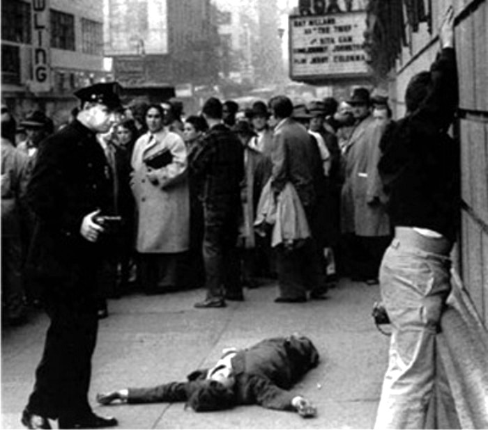 Mickey Spillane detenido tras un intento de atraco. Imagen cortesía de NYCPD.