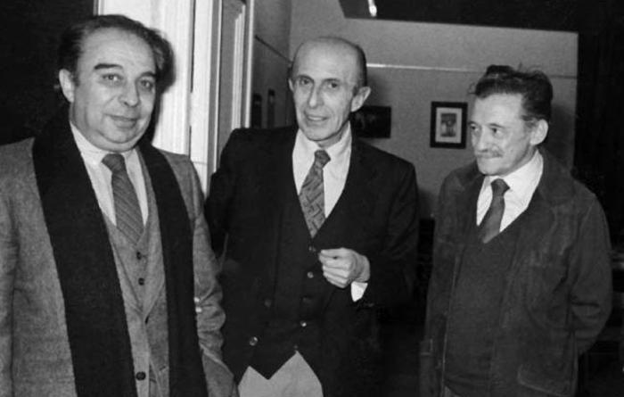 La mejor novela española de los últimos cincuenta años 2 oie_Ky8U7GPhqpKd