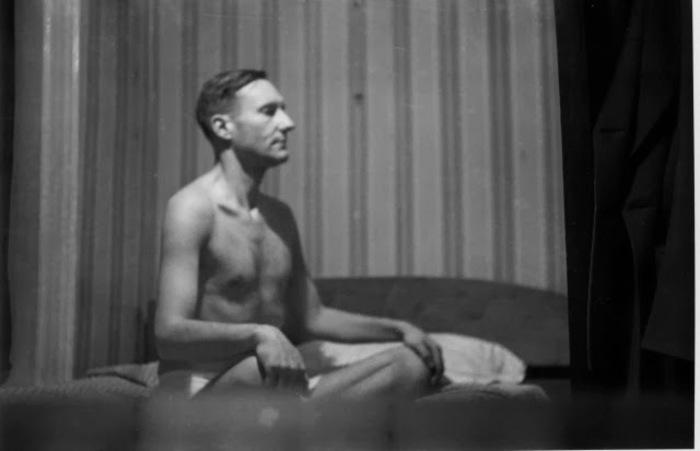 La desdichada historia del hijo de William Burroughs 4 oie_319439r8z7py1o-1