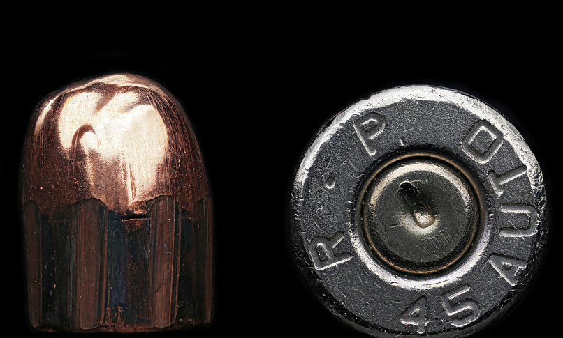 Casquillos de bala de una Glock (detalle). Fotografía: Macroscopic Solutions (CC).