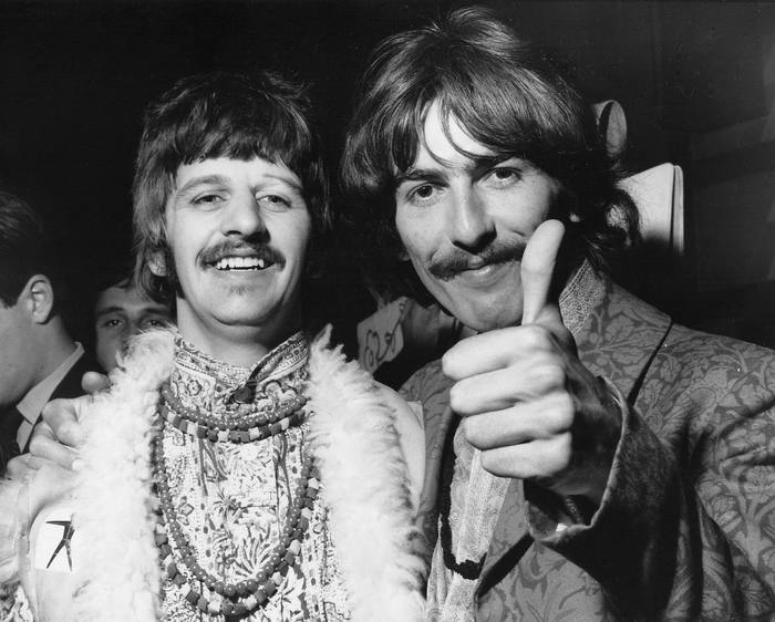 A Day in the Life: los Beatles y el fin del mundo 2 oie 18152421C5LbhNas