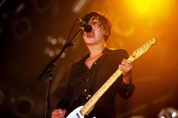 La frenética vida de Justine Frischmann, la «primera dama» del brit pop 2 6997747