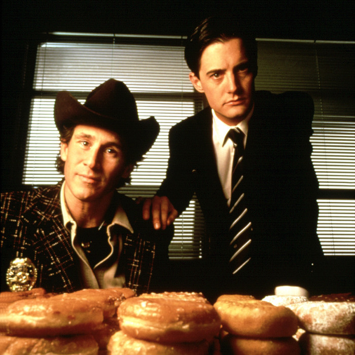Hamlet asalta Twin Peaks 2 oie TKJzGqHVdgCh