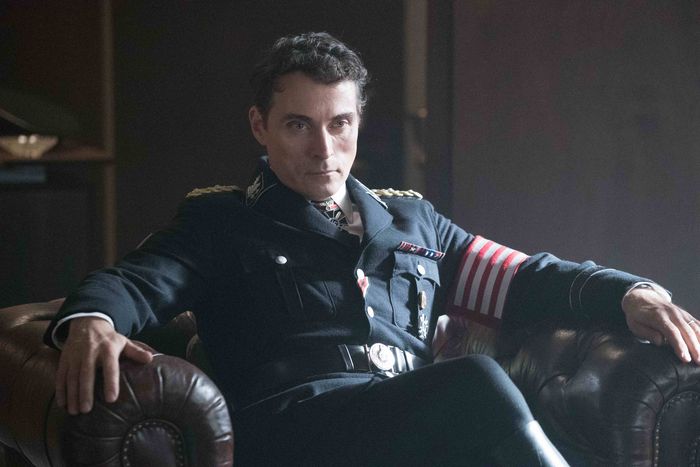 the man in the high castle season two MITHC 201 03003 rgbs