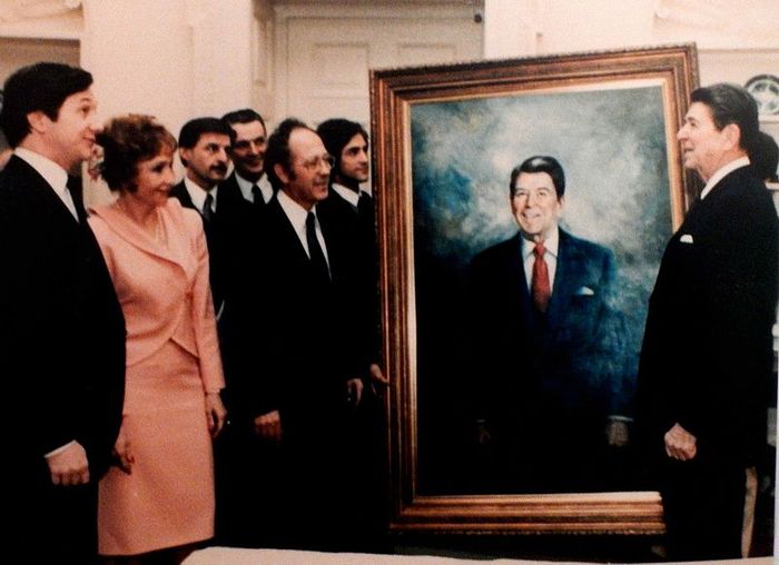 Americo Makk Presentation of Portrait to President Reagan