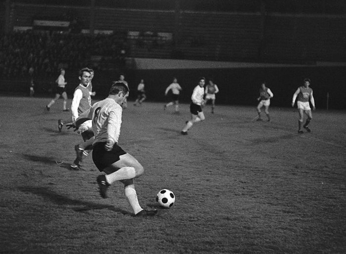 Un mayo en pantalón corto: deporte y revueltas en 1968 1