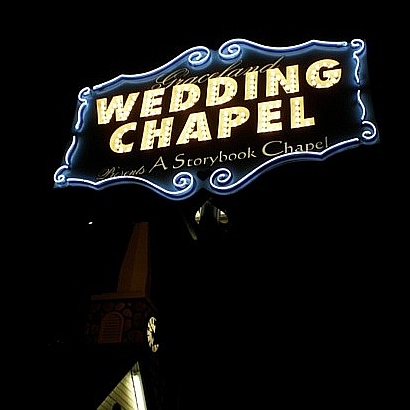 1.1223128620.vegas wedding chapel