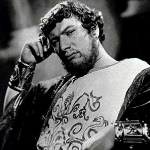 ustinov 2