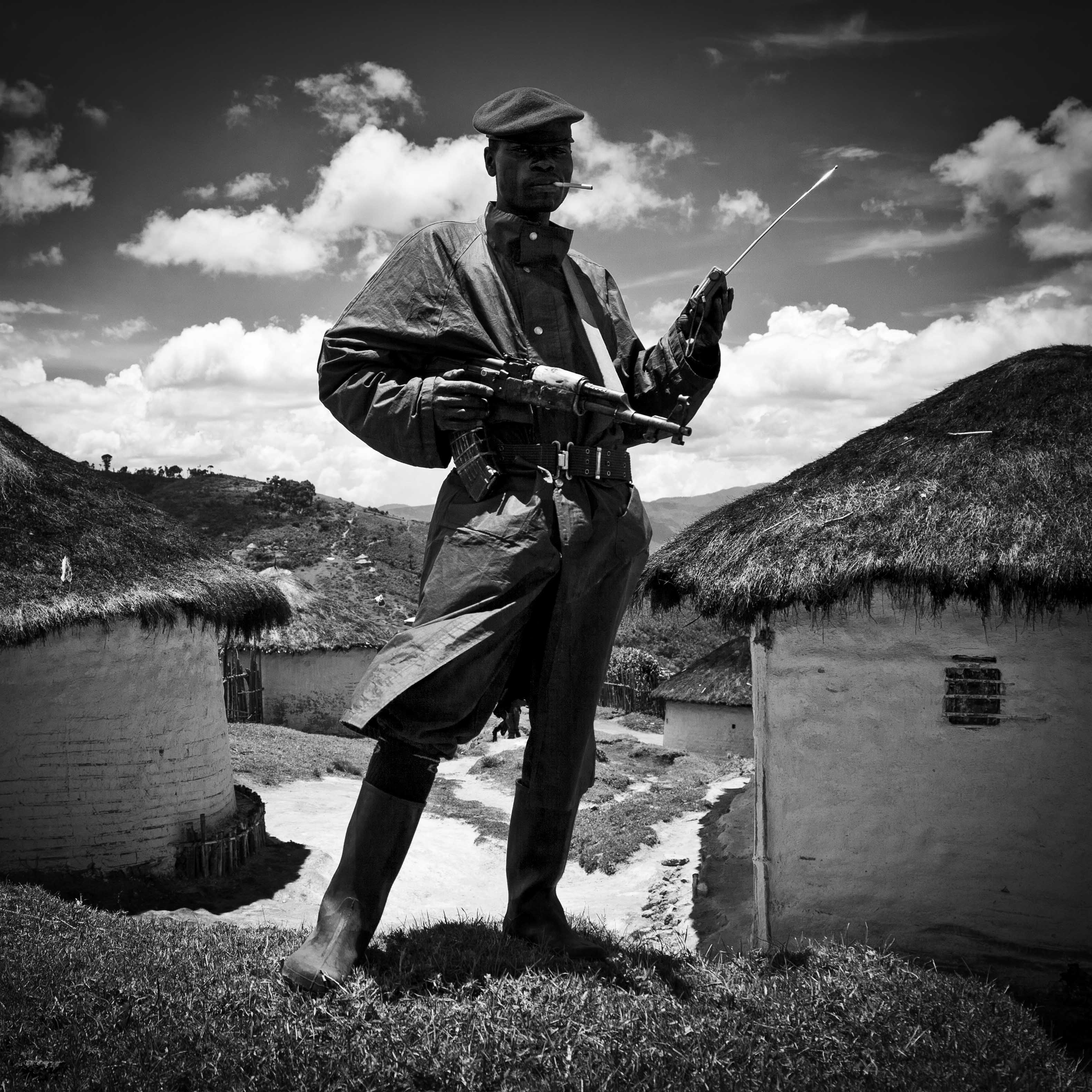Leyendo el Apocalipsis en Kivu Sur fotografía de Alberto Rojas