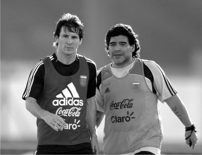 Messi y Maradona p