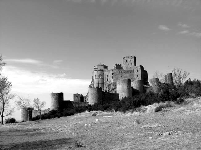 Vida y muerte en un castillo medieval