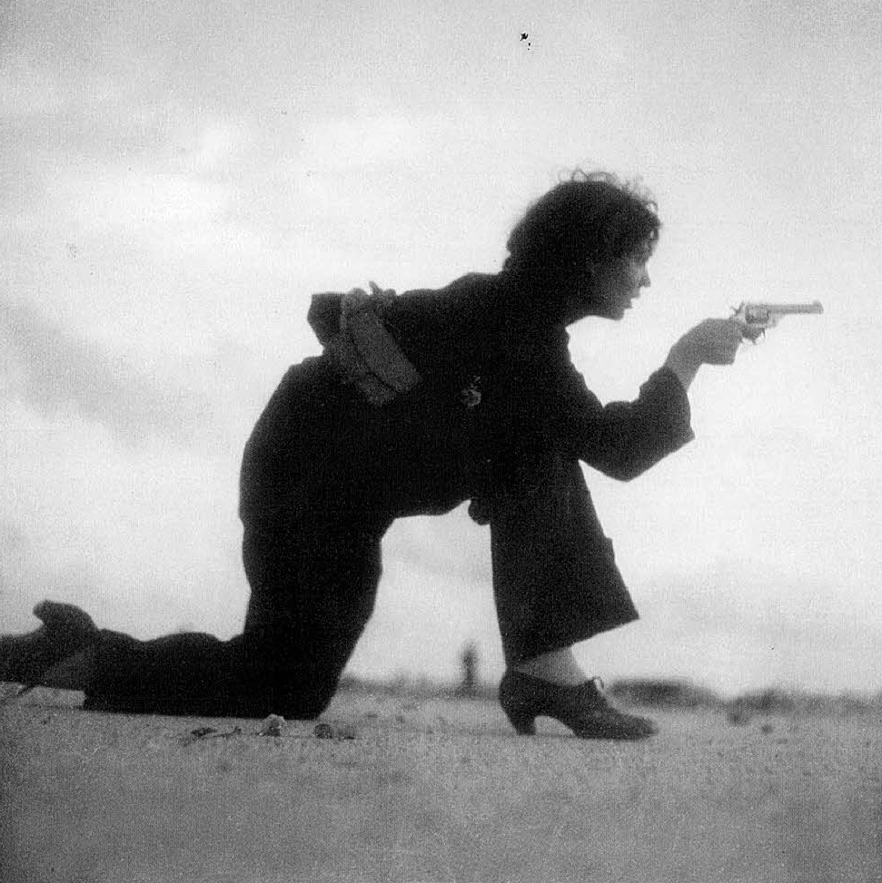 gerda taro. mujer miliciana barcelona. 1936