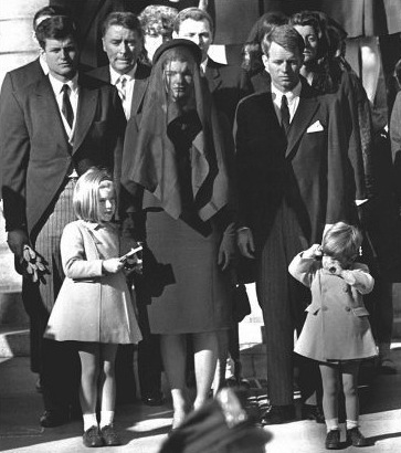 1963: Muestrario de la cultura de masas del año en que mataron a Kennedy